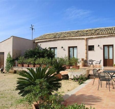 Agriturismo Baglio Donna Santa Dattilo Exterior photo