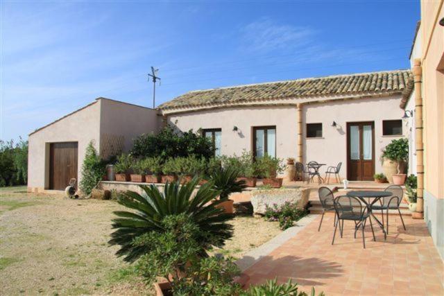 Agriturismo Baglio Donna Santa Dattilo Exterior photo